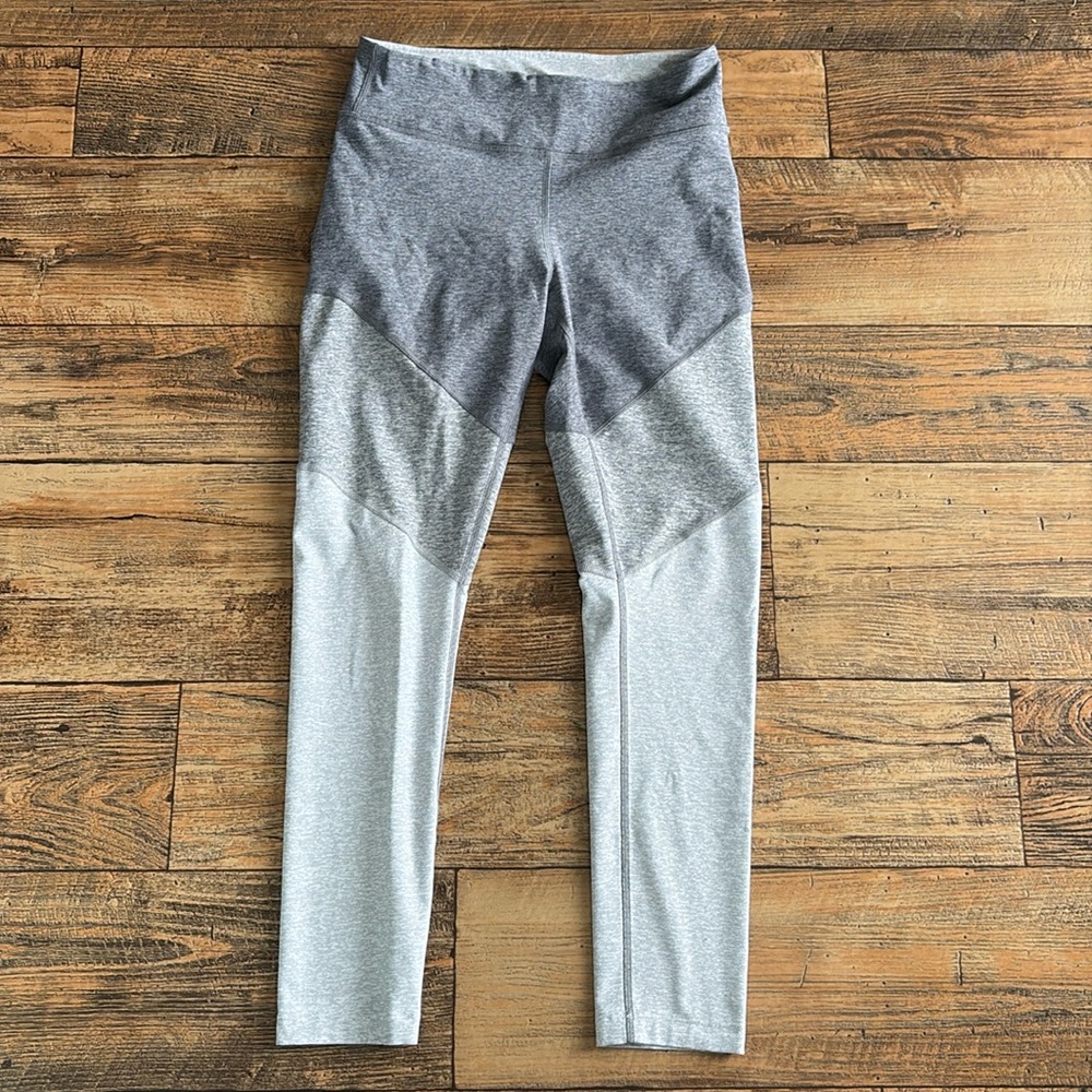 Outdoor Voices Color Block Gray Heathered Leggings size M